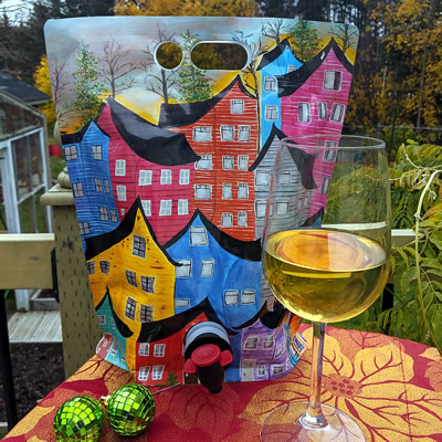 Jellybean Row wine bags picnic